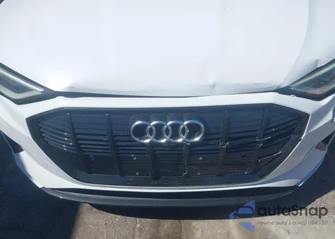 2022 Audi E-Tron Premium Plus Quattro из США, поврежденный, VIN WA1LAAGE1NB013749